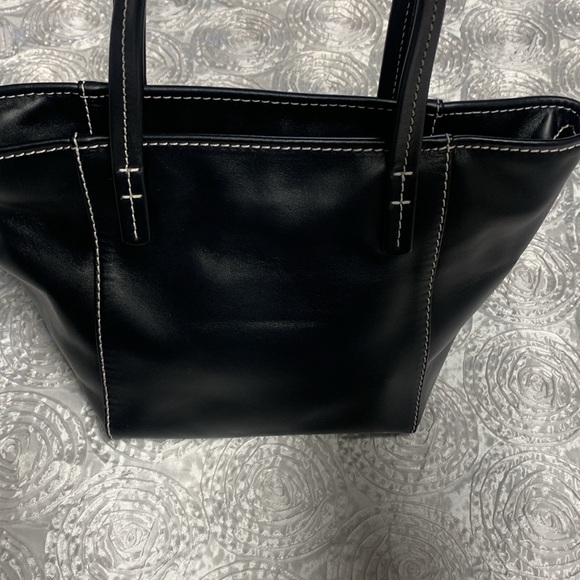 By Far (Bar Box Leather Tote Bag) - Picture 4 of 16